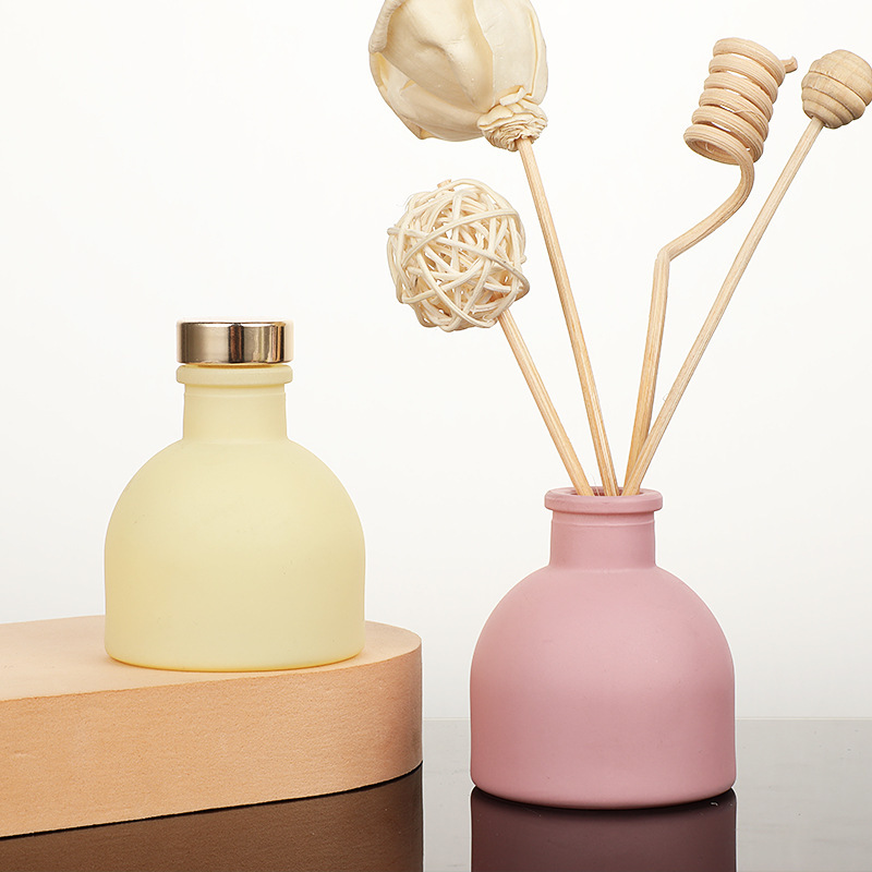 Home Fragrance Jar - 1 PC 50ml สีชมพู/สีขาว/สีเหลือง/สีดําน้ํามันหอมระเหย Diffuser ขวด