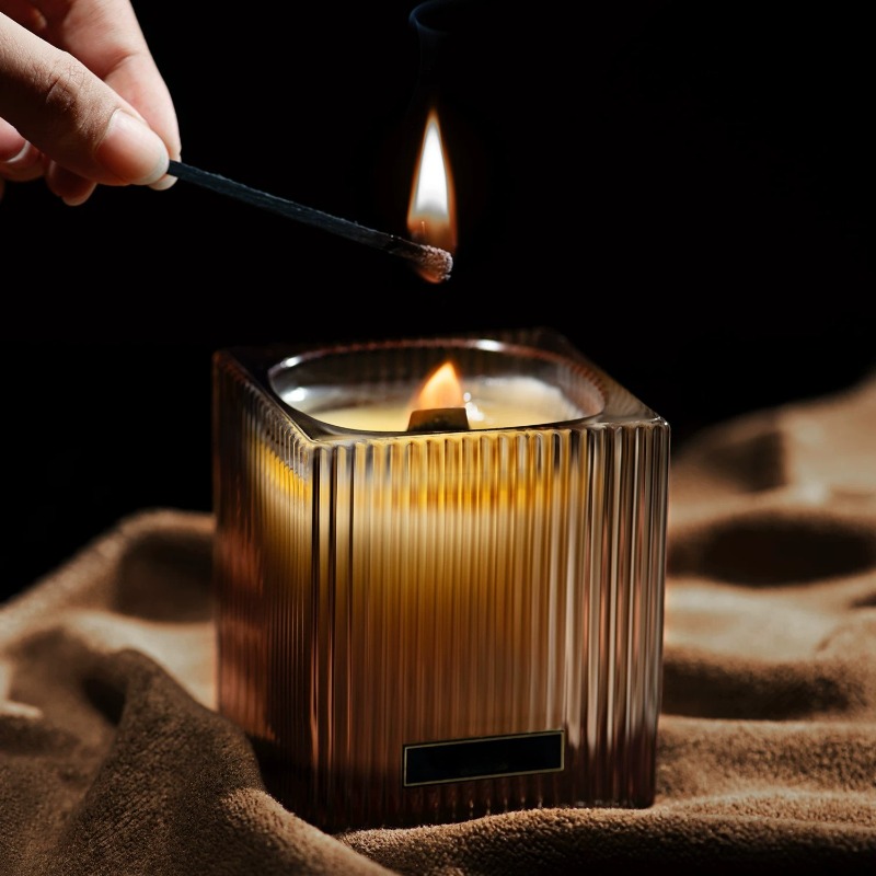 เทียนหอมอโรมาเธอราพี กลิ่นหอมต - Home Fragrance Scented Candle บทวิจารณ์และราคา