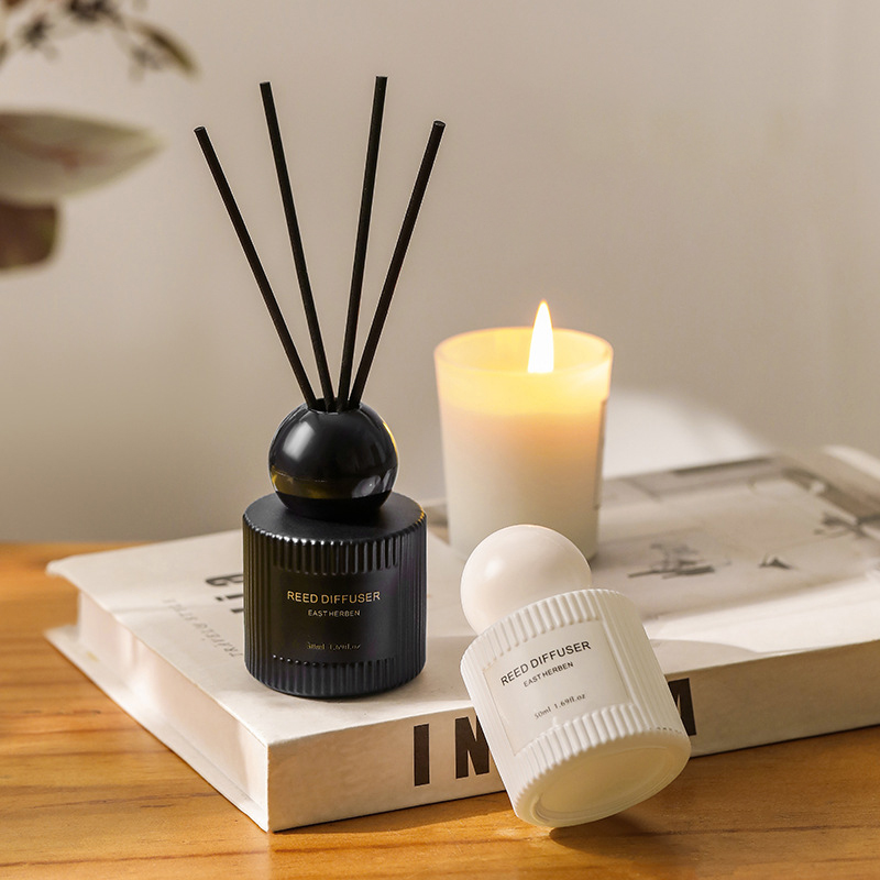 50ml ยาวนานห้องนอนน้ําหอม Hilt - Home Fragrance Jasmine & Yuzu Porcelain Diffuser บทวิจารณ์และราคา