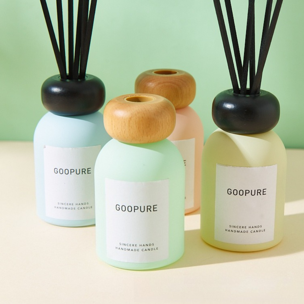 ขวดน้ำหอมอโรมาเธอราพีหลากสี ไม - Home Fragrance Jar บทวิจารณ์และราคา